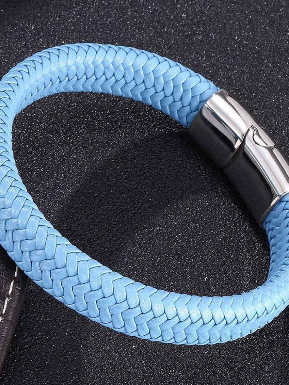 Leather bracelets - Picture 4 of 6